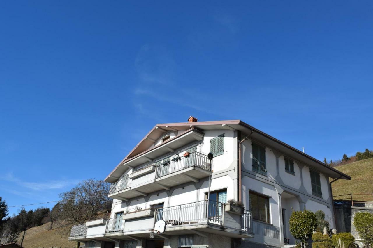 Panorama Verde Lago - Mountain Lake Iseo Hospitality Bossico ภายนอก รูปภาพ
